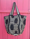 SUSU XL BAG • the SNAKE (in black & grey)