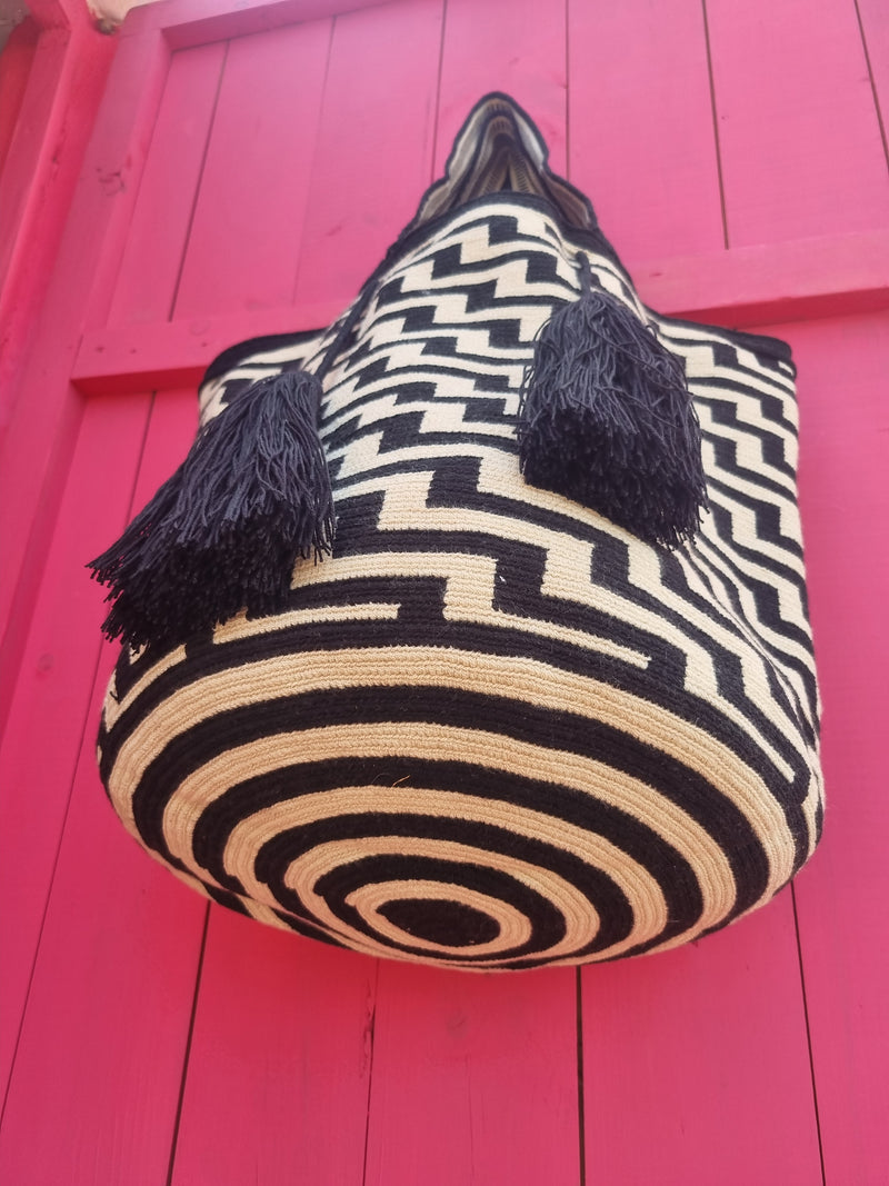 WAYUU XL BAG • the Queen