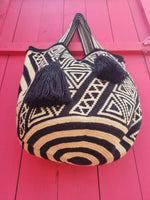 WAYUU XL BAG • LOVE