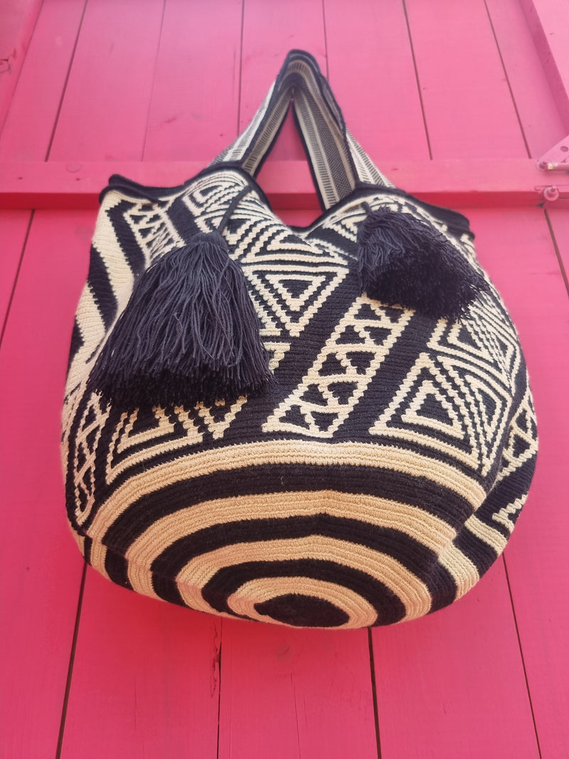 WAYUU XL BAG • LOVE