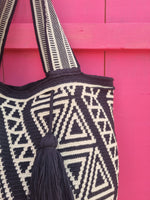 WAYUU XL BAG • LOVE