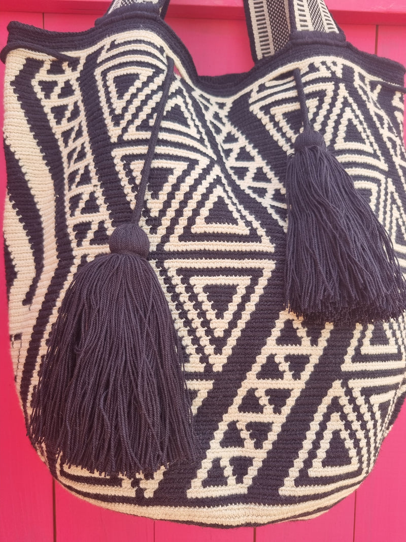 WAYUU XL BAG • LOVE