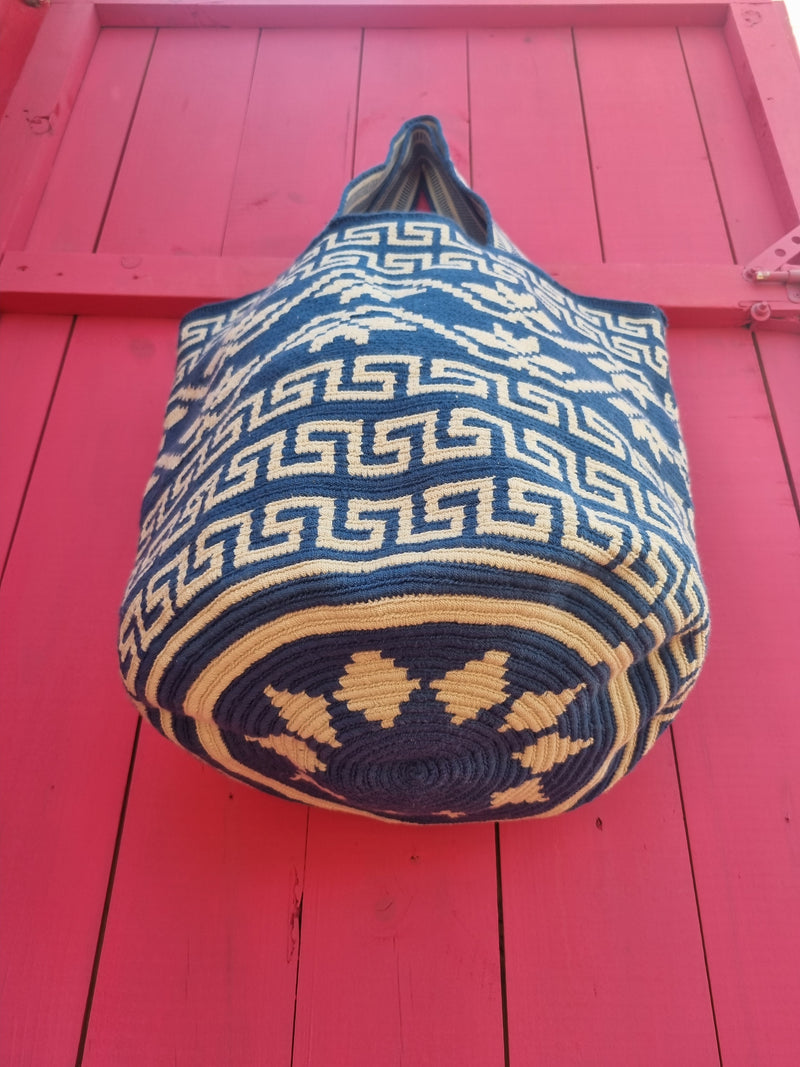 WAYUU XL BAG • Labyrinth in Paradise