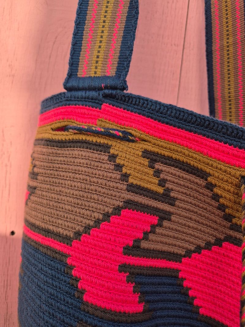 Wayuu Mochila • THE ARROW