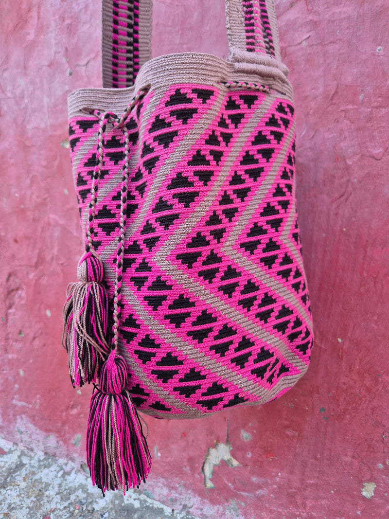 Wayuu Mochila • single thread PINK