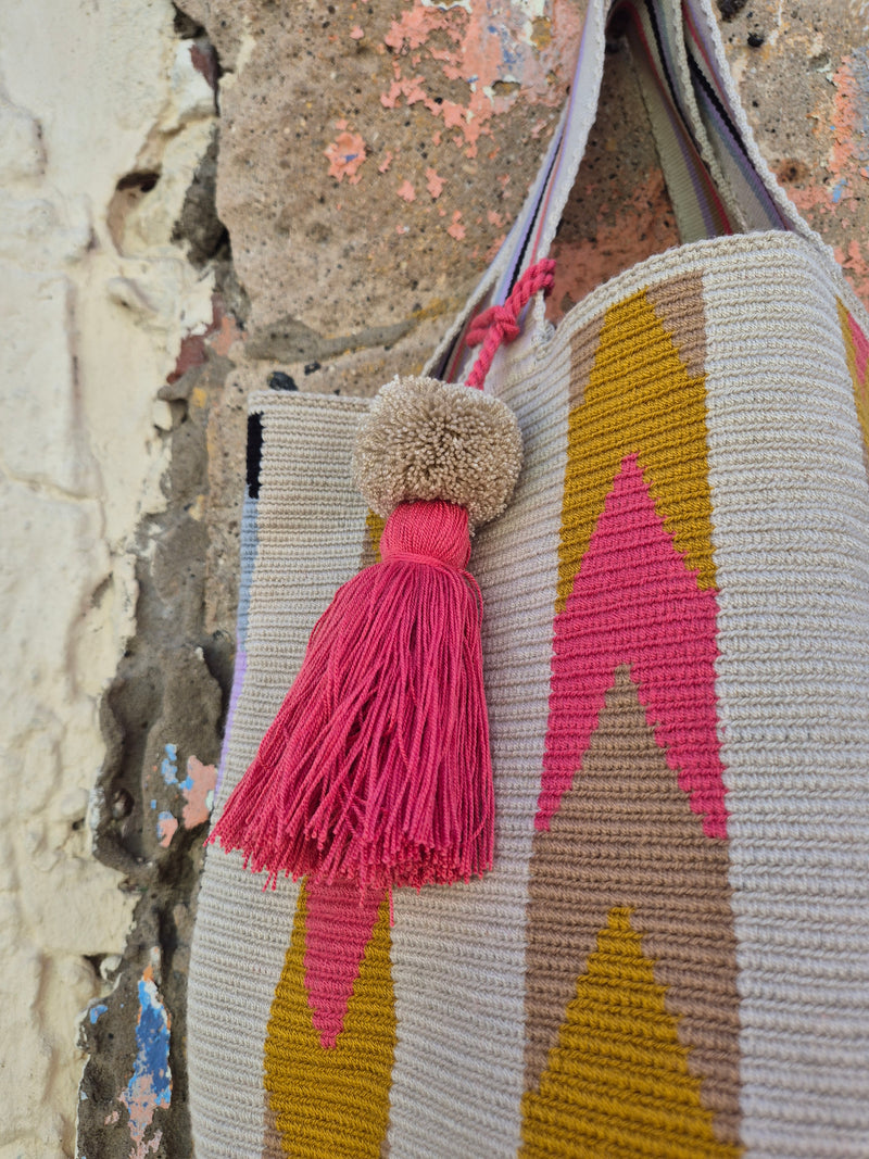 WAYUU XL BAG • ARTE • two different sides