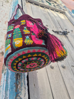 Wayuu Mochila • single thread FUNKY