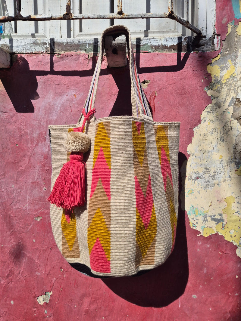 WAYUU XL BAG • ARTE • two different sides