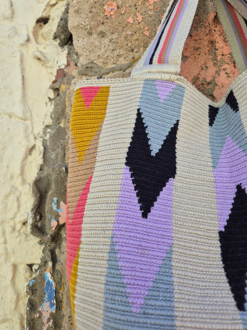 WAYUU XL BAG • ARTE • two different sides