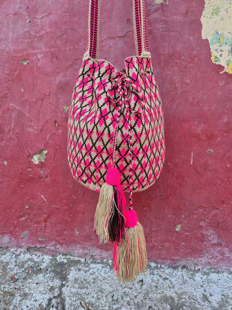 Wayuu Mochila • single thread PINK