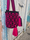 Wayuu Mochila • Black Fuchsia