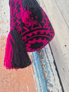 Wayuu Mochila • Black Fuchsia